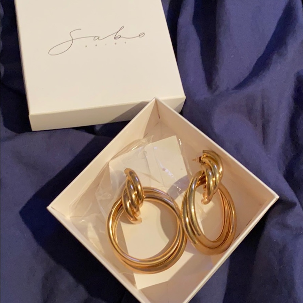 Sabo Skirt Gold Earrings